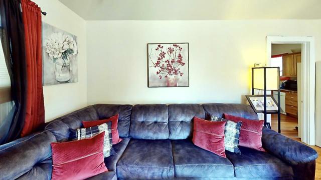 715 Tupper Street, Santa Rosa CA: https://media.crmls.org/mediaz/0c2622b1-7228-4bc8-aebd-f291e42f8053.jpg
