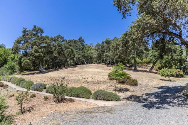 941 High Road, Woodside CA: https://media.crmls.org/mediaz/0c271a4c-e4d0-42b1-85ae-1c07b721c8d9.jpg