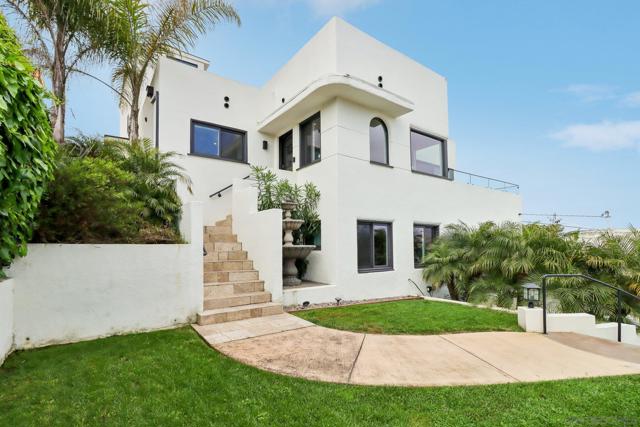 4611 Santa Cruz Ave, San Diego CA: https://media.crmls.org/mediaz/0c276205-e566-4e01-8179-0065475696df.jpg