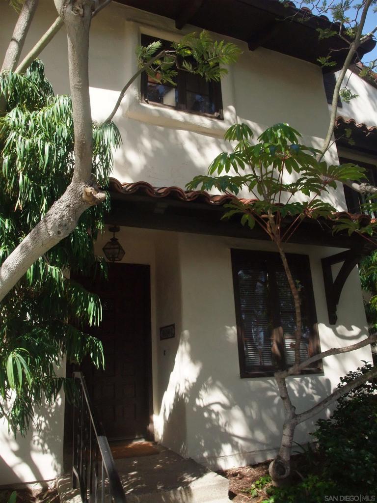 8614 Villa La Jolla Dr #2