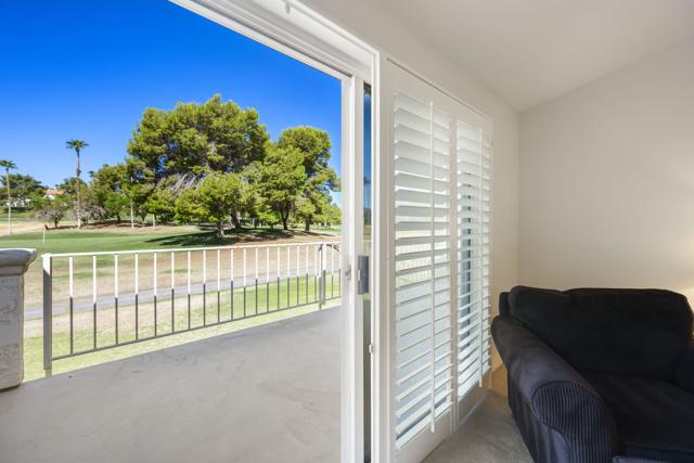 357 Desert Falls E Drive, Palm Desert CA: https://media.crmls.org/mediaz/0c294e41-783e-40ed-8c4b-2b80e0899837.jpg