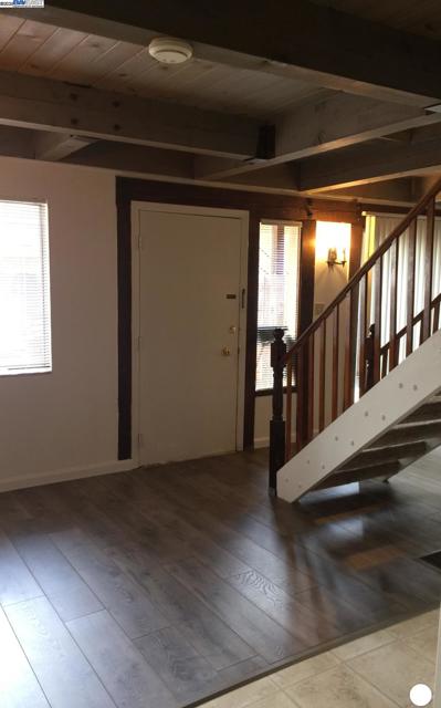 710 10th, Davis CA: https://media.crmls.org/mediaz/0c298313-ebcf-4735-bb55-ffb924ffcc48.jpg