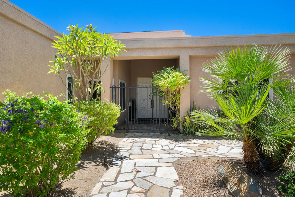 MLS #219149220DA image #4