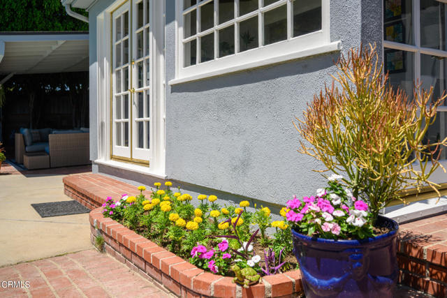 Detail Gallery Image 58 of 75 For 16952 Liggett St, Northridge,  CA 91343 - 4 Beds | 2 Baths