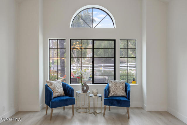 790 Spring Canyon Place, Thousand Oaks CA: https://media.crmls.org/mediaz/0c2a7d7c-3860-4e2e-ba86-6160b2640cbc.jpg