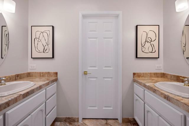 881 Highlands Circle, Los Altos CA: https://media.crmls.org/mediaz/0c2c5d04-8c7e-4446-b26d-01ce4491acae.jpg