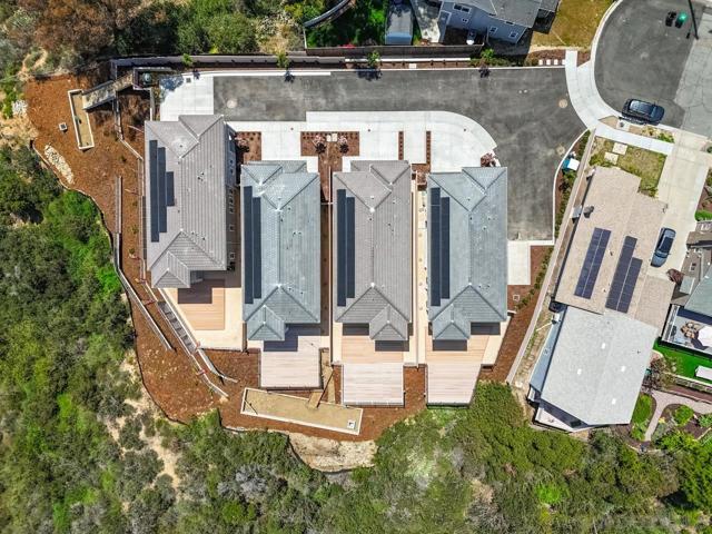 2942 Copley Ave, San Diego CA: https://media.crmls.org/mediaz/0c2cf813-f9c4-49ac-a213-164c59a2ac09.jpg