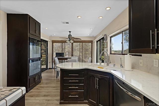 Detail Gallery Image 18 of 54 For 5221 Olive Hill Road, Fallbrook,  CA 92028 - 7 Beds | 4 Baths