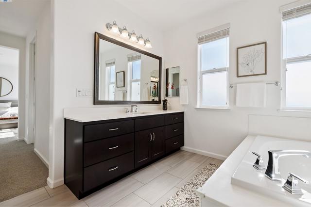 2209 Shiraz Cmn, Livermore CA: https://media.crmls.org/mediaz/0c2f845a-5363-4b14-9117-a84659d1ef85.jpg