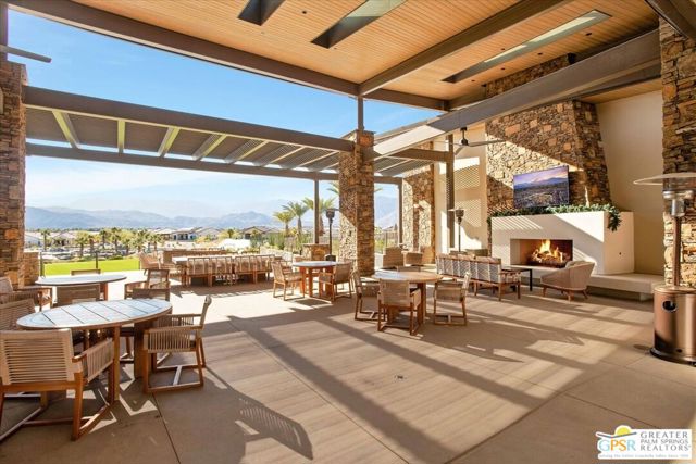 24 Zinfandel, Rancho Mirage CA: https://media.crmls.org/mediaz/0c314079-c1ca-483c-a61b-442d99faecd4.jpg