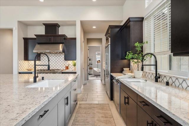2999 Bluffs Drive, Marina CA: https://media.crmls.org/mediaz/0c338b39-a009-4d71-9f87-ebd84332f98e.jpg
