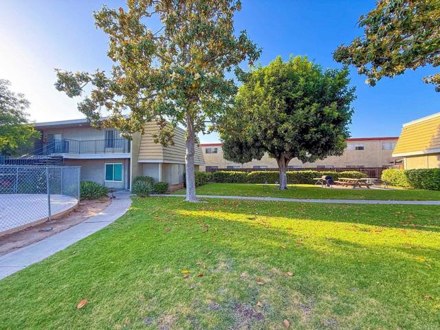 166 N 1St Street, El Cajon CA: https://media.crmls.org/mediaz/0c33e424-b2dd-4205-9289-72ead173aa6f.jpg