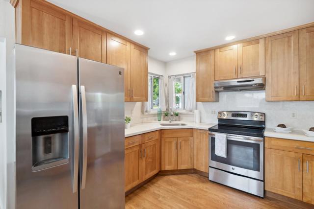 1795 Foxworthy Avenue, San Jose CA: https://media.crmls.org/mediaz/0c346af3-cd7f-4592-baf0-9605369e856b.jpg
