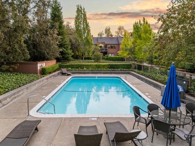 1631 Grant Road, Mountain View CA: https://media.crmls.org/mediaz/0c35bcd3-964b-4ae7-95c3-cae8879ab13e.jpg