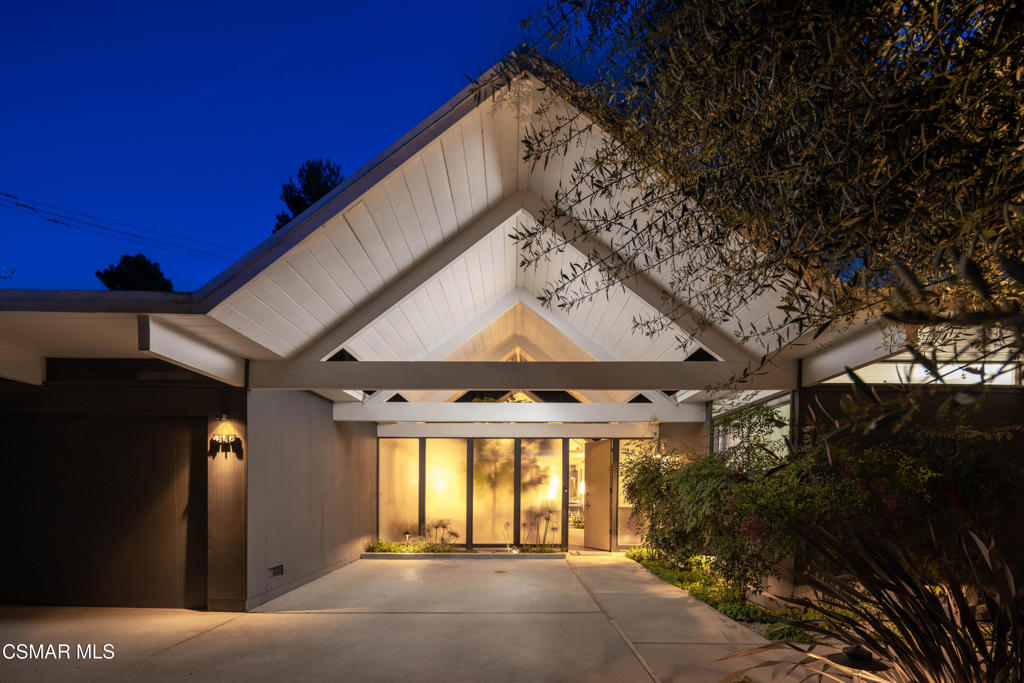 416 Camino Manzanas