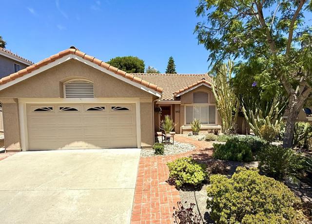 1642 Marbella Drive, Vista CA: https://media.crmls.org/mediaz/0c36bcc0-ed29-4ee8-aa24-cdfdbfa5a9c6.jpg