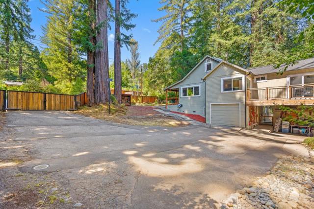 13896 Bear Creek Road, Boulder Creek CA: https://media.crmls.org/mediaz/0c36f860-82ee-4c67-abbc-7b222b999fec.jpg