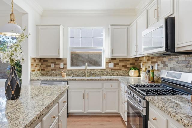 1762 Koester Street, Chula Vista CA: https://media.crmls.org/mediaz/0c38a322-059b-438f-b353-78741166db86.jpg