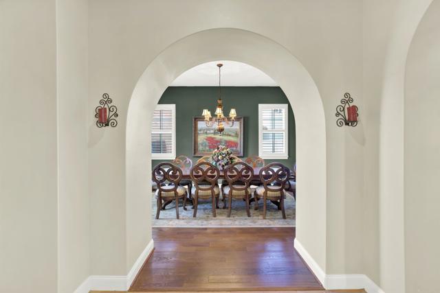 11443 Stockwood Cove, San Diego CA: https://media.crmls.org/mediaz/0c39863d-b23d-4928-b86b-3bcd395932eb.jpg