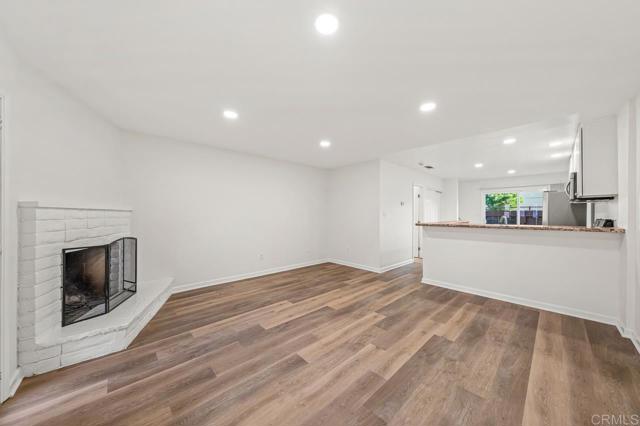 Detail Gallery Image 5 of 31 For 429 Colorado Ave a,  Chula Vista,  CA 91910 - 2 Beds | 1/1 Baths