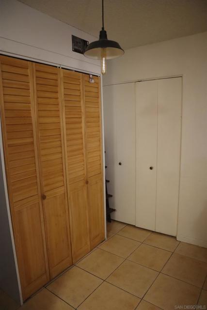 Image 8 of 41 For 3549 Castle Glen Dr  119