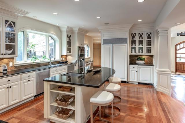 941 Berry Avenue, Los Altos CA: https://media.crmls.org/mediaz/0c3bdfae-55e3-42c6-94b7-21814e3de0f8.jpg