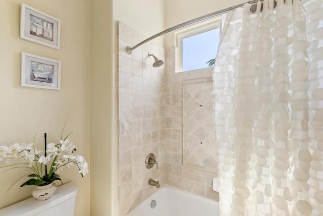 Detail Gallery Image 35 of 52 For 7062 Crystalline Dr, Carlsbad,  CA 92011 - 4 Beds | 2/1 Baths