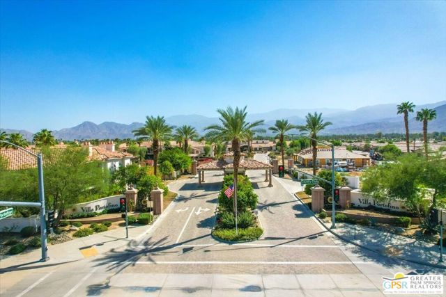 2010 Via San Martino, Palm Desert CA: https://media.crmls.org/mediaz/0c3c6f57-063e-4cb5-afb5-7df98e884153.jpg