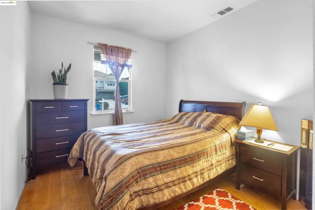 4586 Donegal Way, Antioch CA: https://media.crmls.org/mediaz/0c3cd453-a6dd-44d4-80f0-2257d3e030d8.jpg