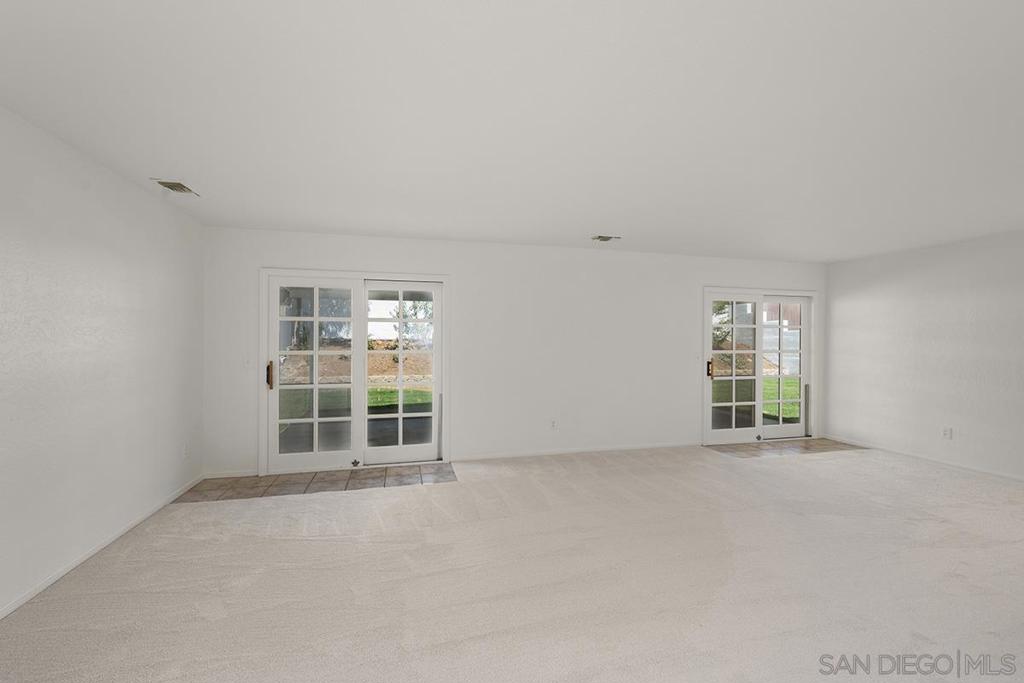 5341 Cole Street - photo 11