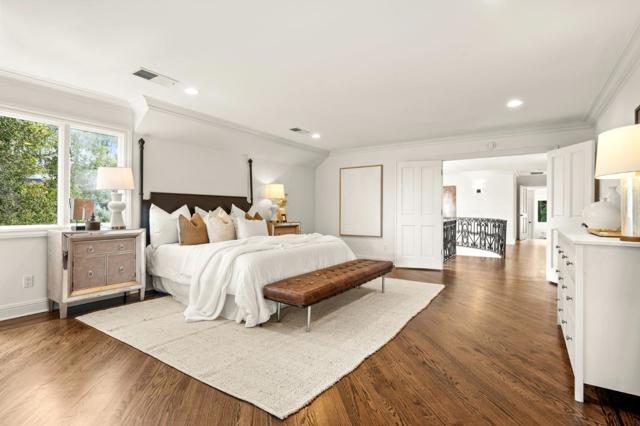 760 Chateau Drive, Hillsborough CA: https://media.crmls.org/mediaz/0c41ada2-6da9-471d-9538-474eb313b7ee.jpg