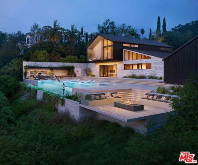 3775 Amesbury Road, Los Angeles CA: https://media.crmls.org/mediaz/0c41bab3-43e0-4192-9369-4d05a7ccbac5.jpg