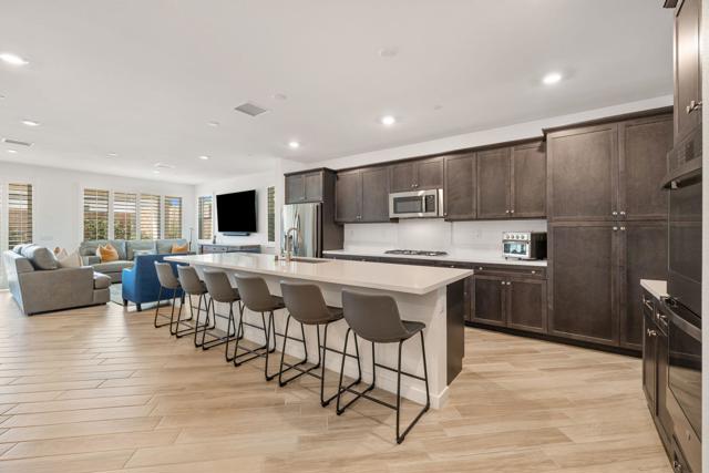 39613 Taffala Drive, Indio CA: https://media.crmls.org/mediaz/0c41d0ab-5811-44fa-aa87-cb41de02e082.jpg