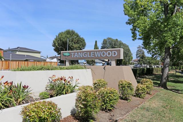 4655 Columbia River Court, San Jose CA: https://media.crmls.org/mediaz/0c4210df-76bf-4427-bc59-4703ff55cdea.jpg