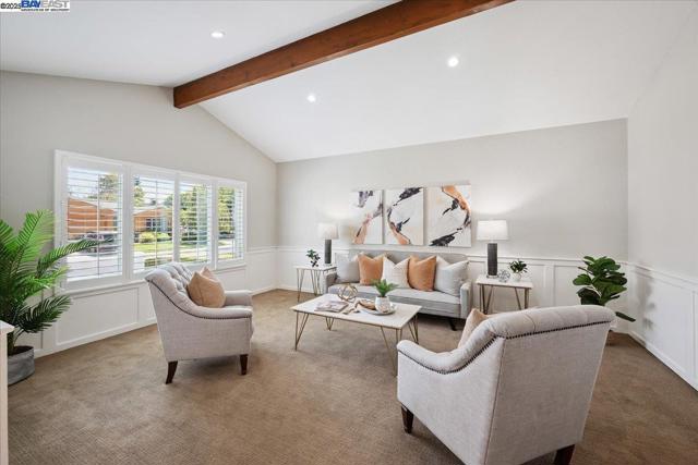 3186 Berkshire Ct, Pleasanton CA: https://media.crmls.org/mediaz/0c423478-02a9-4d00-8974-224f3aed3d1c.jpg