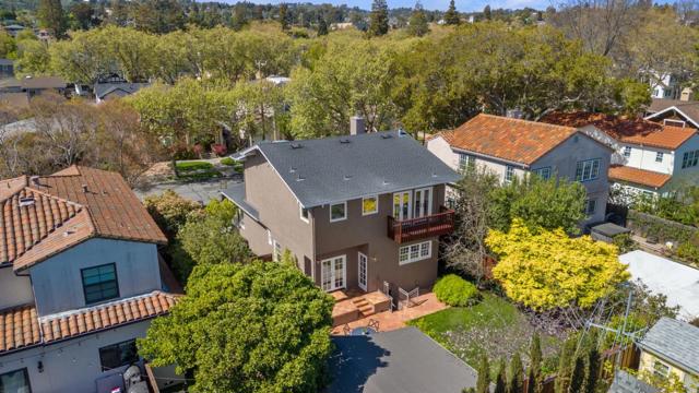 1249 Oak Street, San Mateo CA: https://media.crmls.org/mediaz/0c42b55b-ba6c-453e-aa07-56f74f84f2ac.jpg