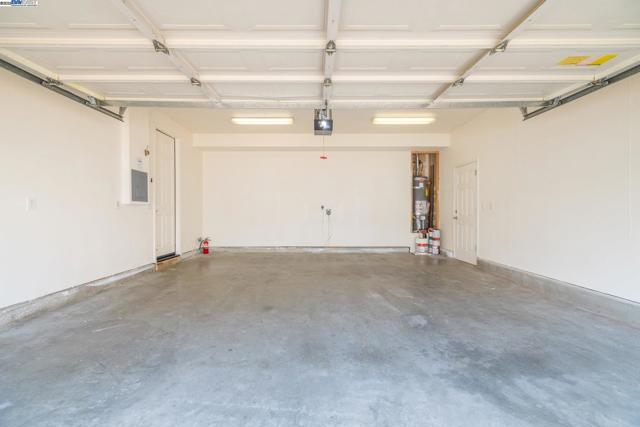 Image 32 of 40 For 1642 Welford Cir