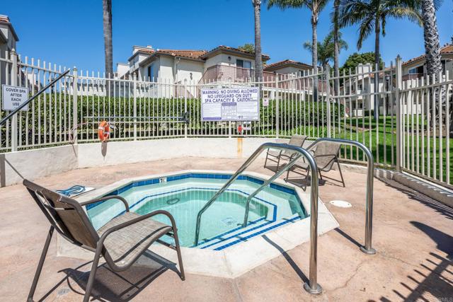 Detail Gallery Image 43 of 44 For 405 Stoney Point Way #96,  Oceanside,  CA 92058 - 2 Beds | 2 Baths
