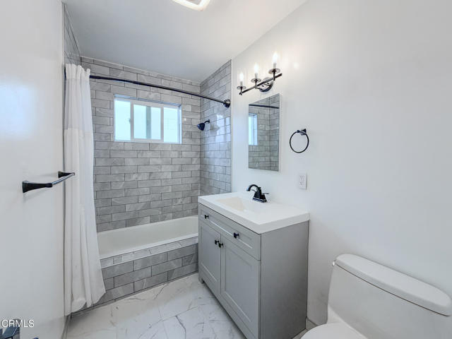 Detail Gallery Image 5 of 14 For 121 Highland Dr, Oxnard,  CA 93035 - 3 Beds | 1 Baths