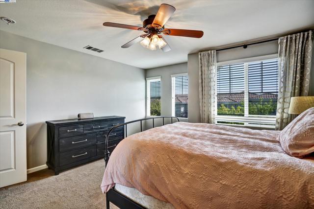 140 Selby Ln, Livermore CA: https://media.crmls.org/mediaz/0c44a09a-9c96-4998-9a24-6756131e2bfd.jpg
