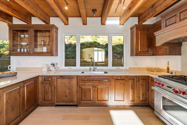 580 Rancho Prieta Road, Los Gatos CA: https://media.crmls.org/mediaz/0c45400b-177a-465e-a3a1-bdfe828bc3fe.jpg