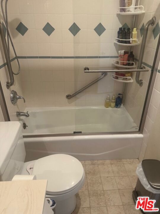 4628 Maytime Lane, Culver City CA: https://media.crmls.org/mediaz/0c458de0-bf9c-4436-9257-5814c4694fcd.jpg