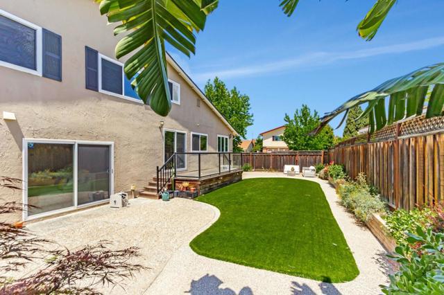 1178 San Moritz Drive, San Jose CA: https://media.crmls.org/mediaz/0c45937e-5408-4169-87f5-efb354808311.jpg