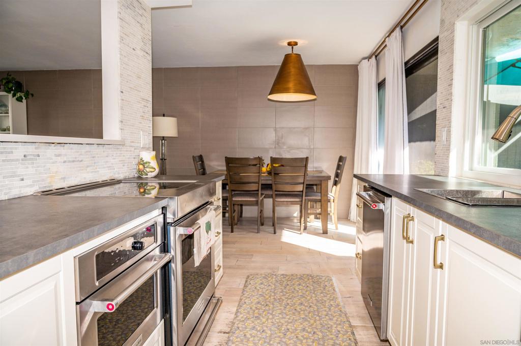 MLS #250037852SD image #8