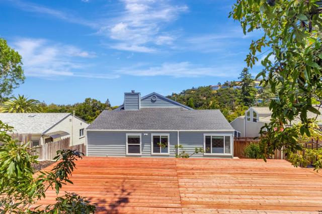 124 Beverly Drive, San Carlos CA: https://media.crmls.org/mediaz/0c46eaf1-95f8-48ee-b256-4237fb7cb40e.jpg