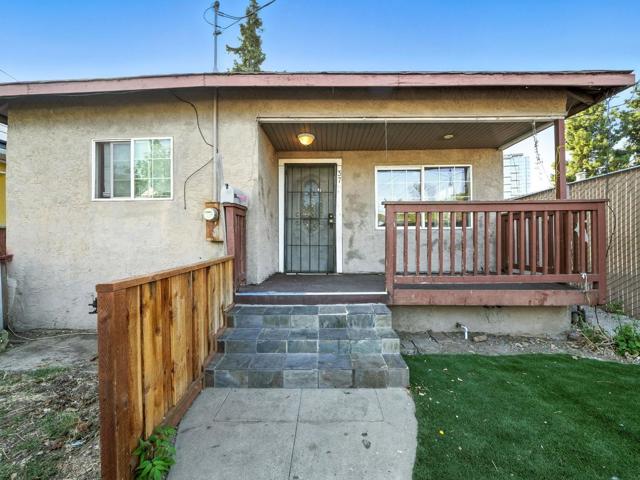 37 Union Street, San Jose CA: https://media.crmls.org/mediaz/0c475a22-15a6-40c4-8045-ae1d838f8d4c.jpg