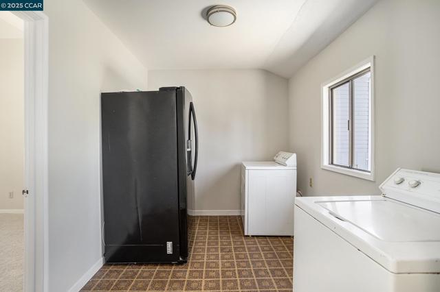 18367 Apricot Way, Castro Valley CA: https://media.crmls.org/mediaz/0c47caa9-47e3-45f7-bcf6-59b79df59c1e.jpg