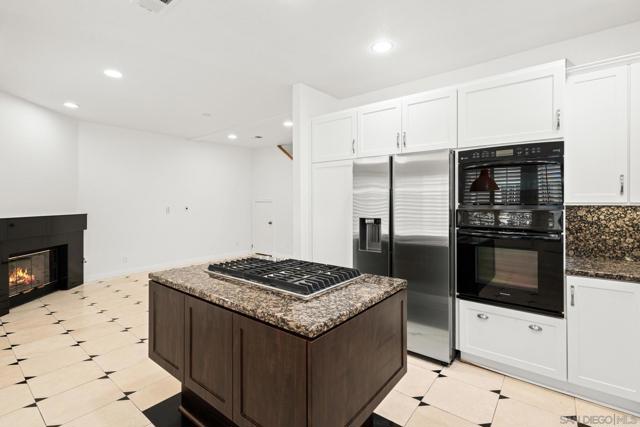 7175 Calabria Ct., San Diego CA: https://media.crmls.org/mediaz/0c47fb71-5413-4698-908d-ca19a5b72e08.jpg