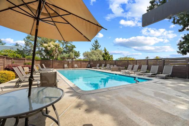 651 Port Drive, San Mateo CA: https://media.crmls.org/mediaz/0c484698-3380-4279-af6e-e3baf934d625.jpg