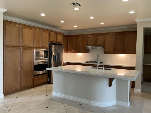 Detail Gallery Image 2 of 50 For 14810 Blue Ridge Ct, Moorpark,  CA 93020 - 5 Beds | 4 Baths